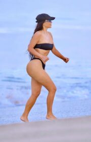 Kim Kardashian in a Sexy Black Thong Bikini at Malibu, California - 27/09/2021
