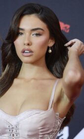 Sparkling Madison Beer Wore a Dolce & Gabbana at the 2021 MTV Video Music Awards