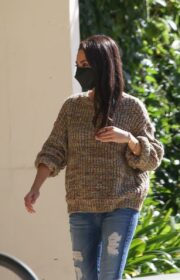 Mila Kunis Elegant Street Style in Los Angeles - 10/21/2021