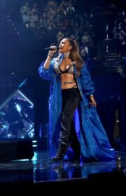 Jennifer Lopez in Bra Top at 2021 Rock & Roll Hall Of Fame Ceremony
