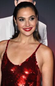 Red Hot Gal Gadot in Loewe Gown at The ‘Red Notice’ LA Premiere 2021