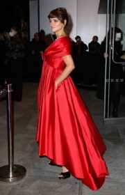 Penelope Cruz Chic Style at Museum of Modern Art's 2021 Film Benefit