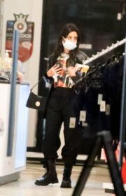 Camila Cabello at LA Sex Shop in West Hollywood on 20 January, 2022 (MQ)