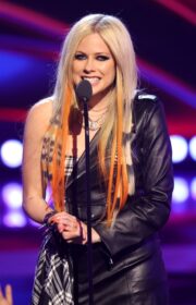 Avril Lavigne in Mini Dress at 2022 iHeartRadio Music Awards in LA