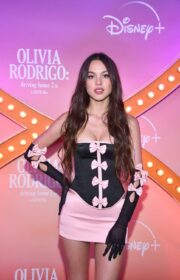 Gorgeous Olivia Rodrigo in a Mini-Dress at ‘Driving Home 2 U’ LA Premiere 2022