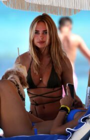 Kimberley Garner Looks Incredible in Dark Green Bikini at Miami Beach 2022