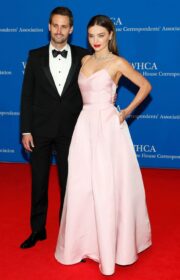 Dashing Miranda Kerr in Pink Silk Dress at 2022 White House Correspondents Association Dinner