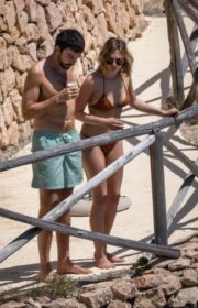 Elizabeth Olsen in Bikini on Vacation with Husband Robbie Arnett at Tuscany 2022 (Part II)
