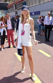 Fabulous Kimberley Garner in Mini Dress at 2022 Monaco F1 Grand Prix (5 Photos)