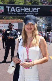 Fabulous Kimberley Garner in Mini Dress at 2022 Monaco F1 Grand Prix (5 Photos)