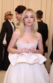 Met Gala 2022: Gorgeous Sydney Sweeney in White Tory Burch Gown