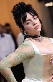 Met Gala 2022: Sensual Billie Eilish in Eco-Friendly Gucci Corset Dress