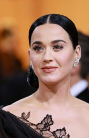 Met Gala 2022: Katy Perry in Sexy Oscar de la Renta Dress