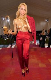 Met Gala 2022: Topless Cara Delevingne in Gold Painted Body