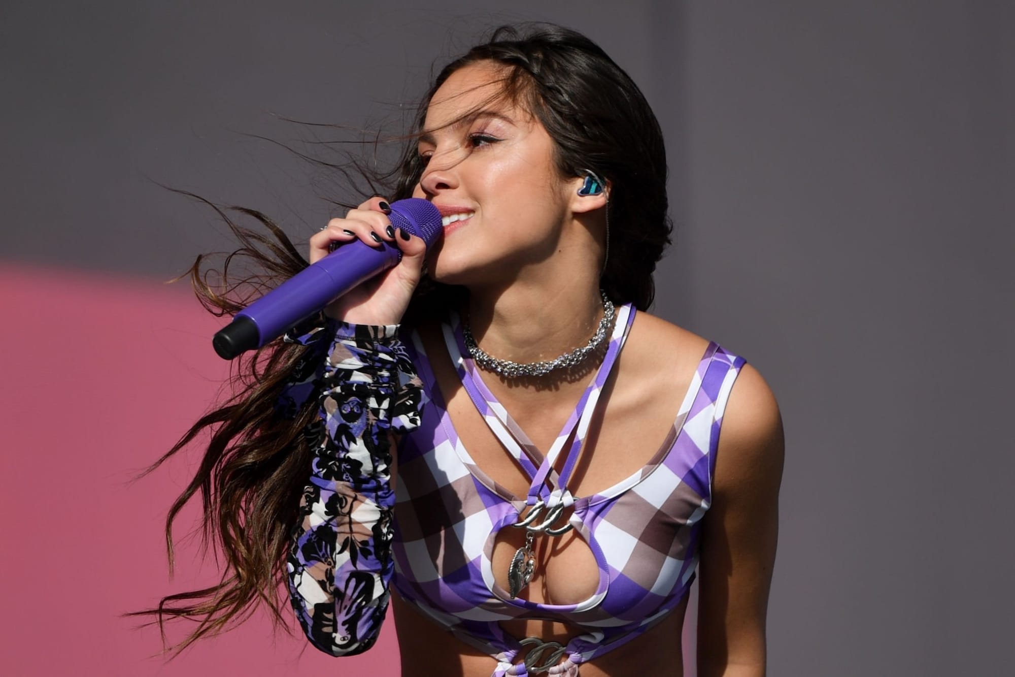 Olivia Rodrigo's lively performance at the 2022 Glastonbury Festival on June 25th.
