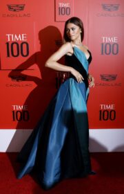 Time 100 Gala 2022 : Gorgeous Zendaya in Bob Mackie Vintage Dress (25 Photos)
