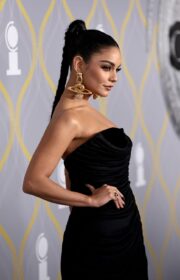 Tony Awards 2022: Vanessa Hudgens in Black Schiaparelli Dress and Jewelry