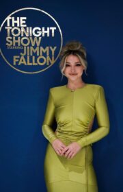 Madelyn Cline in a Pretty Alexandre Vauthier Dress at The Tonight Show