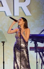 Madison Beer in a Sparkling Silver Gown Performs at 2022 amfAR Gala Los Angeles