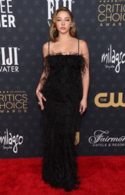 Delightful Madelyn Cline in Givenchy at 2023 Critics Choice Awards