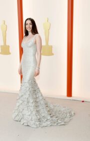 ‘Blonde’ Star Ana De Armas in Splendid Louis Vuitton at the 2023 Oscars