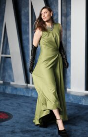 Ravishing Maria Sharapova in Emilia Wickstead at the 2023 Vanity Fair Oscar Party
