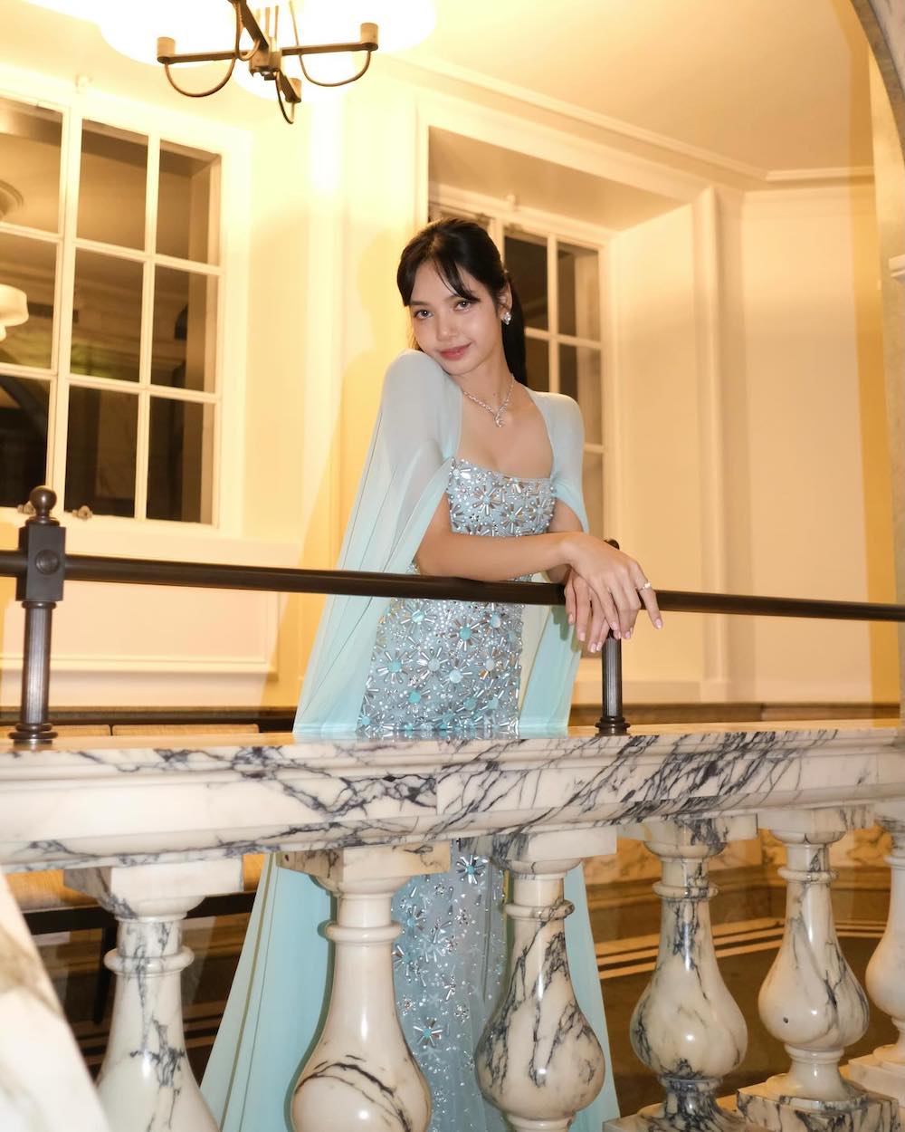 Blackpink’s Lisa Wears Georges Hobeika to Buckingham Palace Special State Banquet