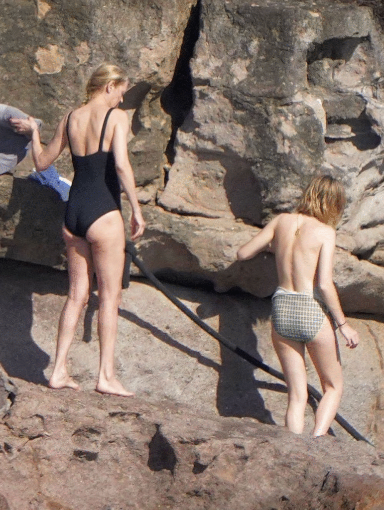 maya hawke bikini